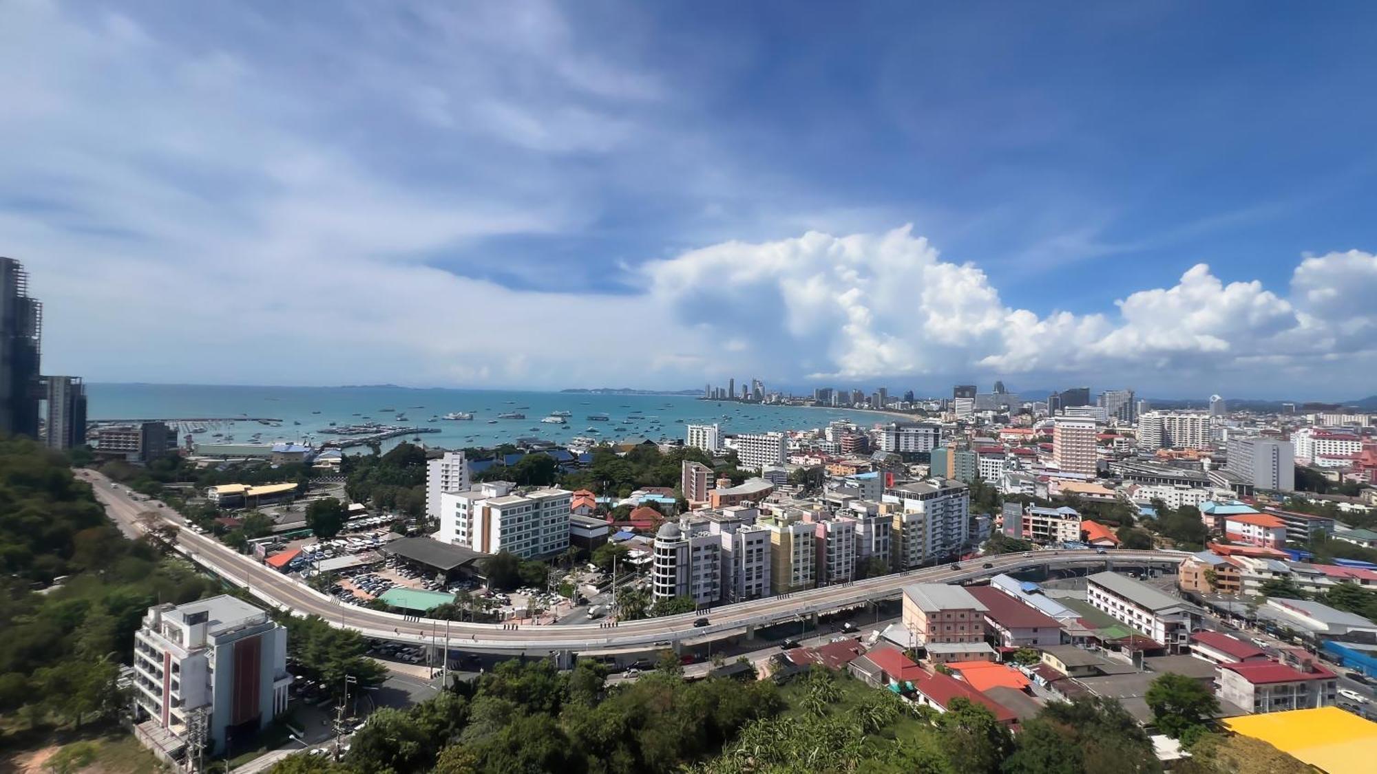 Walking Street Unixx Condo Beautiful Sea View Pattaya Exterior photo