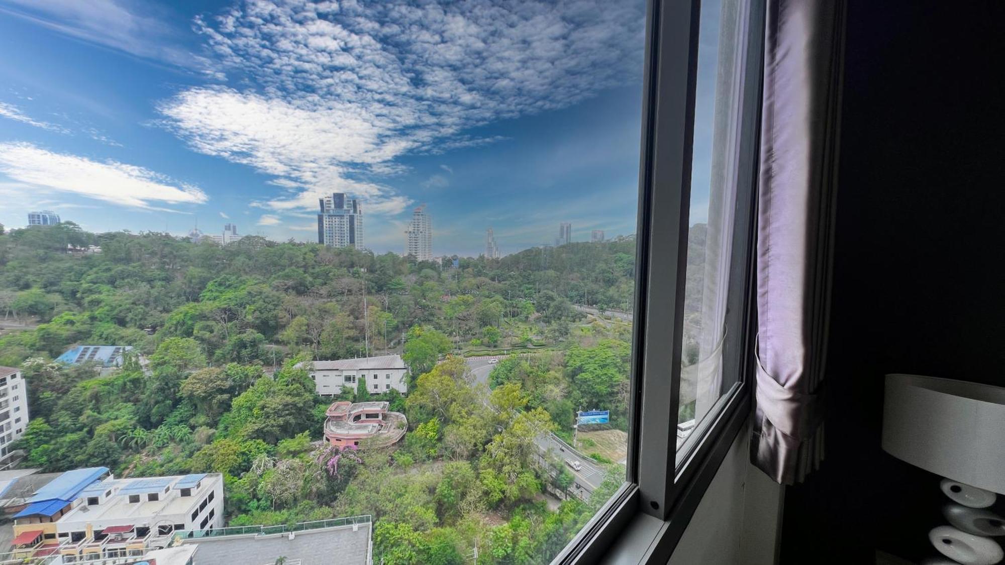 Walking Street Unixx Condo Beautiful Sea View Pattaya Exterior photo